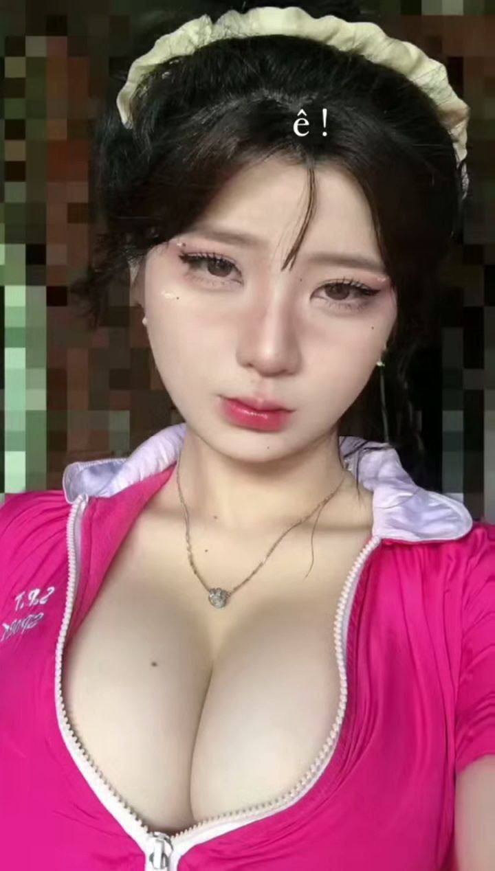 Đụ em người yêu thằng bạn thân Eva Elfie